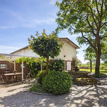 Villa Kleines Vorwerk Am Deich - Gaestehaus